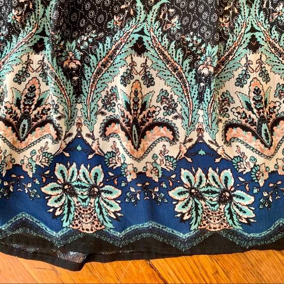 Hollister Boho Paisley Low Backless Dress sz XS - Picture 4 of 4
